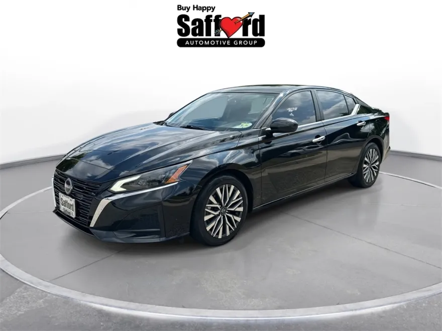 2023 Nissan Altima 2.5 SV photo 1