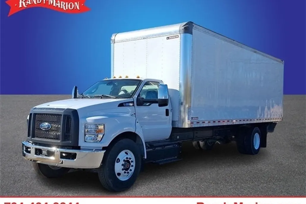 2023 Ford F-650 photo 1