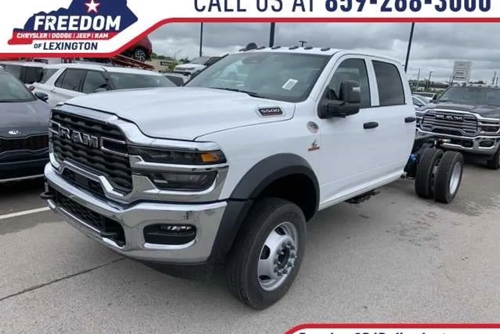 2025 Ram 5500 Tradesman photo 1