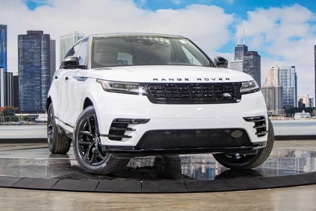 2026 Land Rover Range Rover Velar SE photo 1