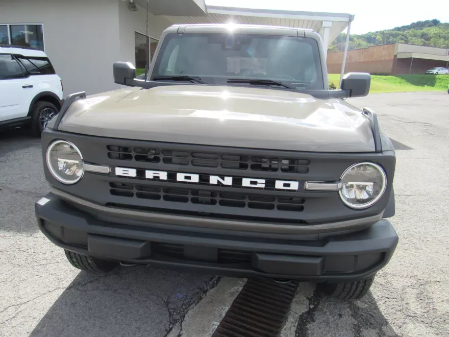 2025 Ford Bronco Big Bend photo 1