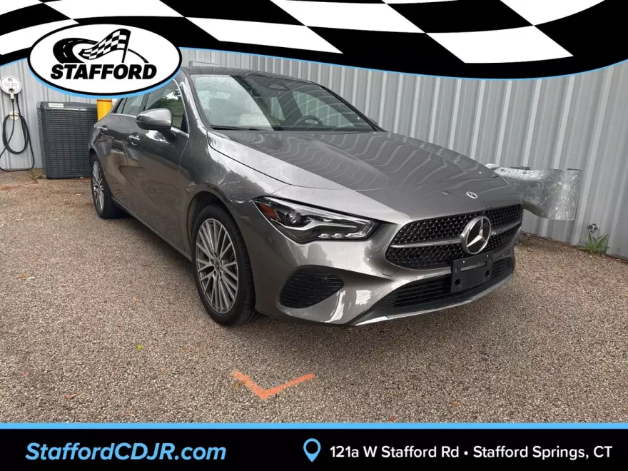 2024 Mercedes Benz CLA 250 photo 1