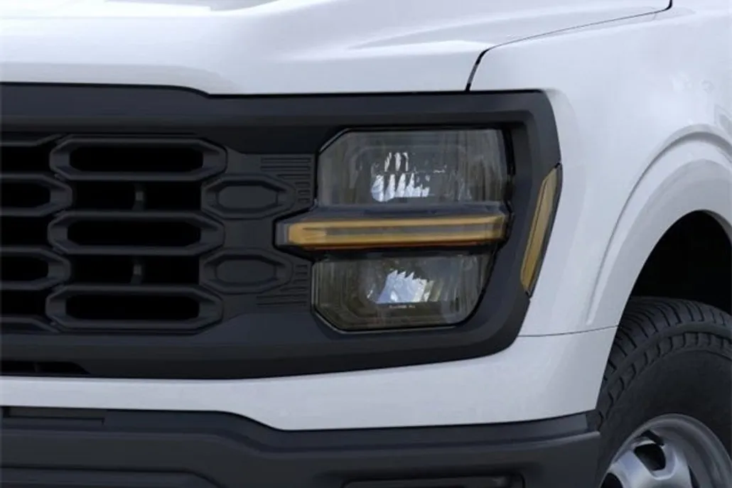 2025 Ford F-150 XL photo 1