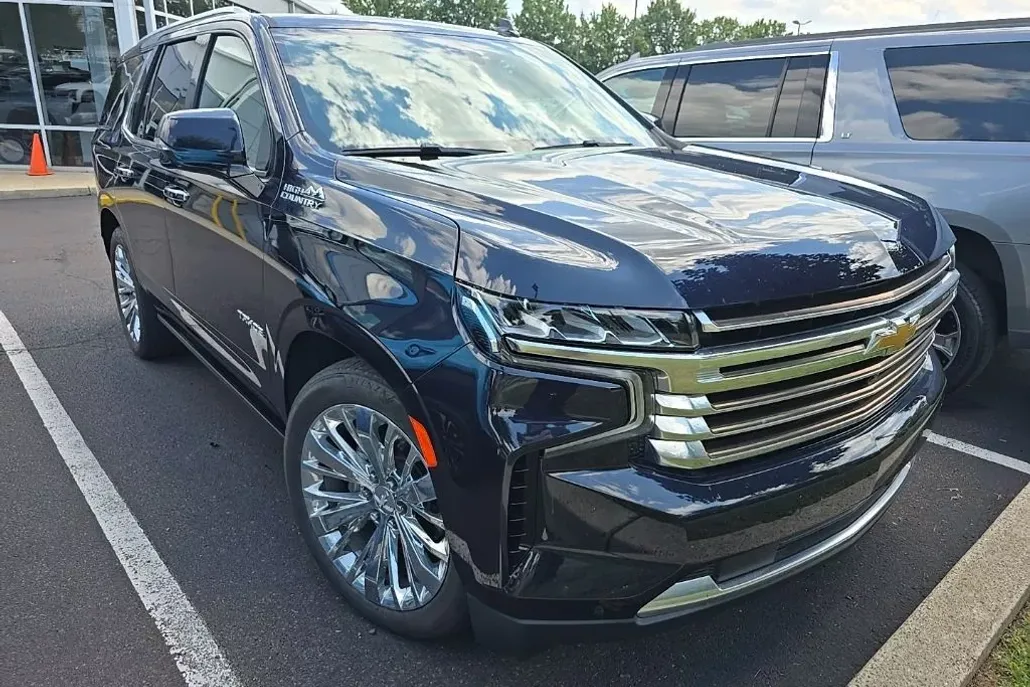 2022 Chevrolet Tahoe High Country photo 1