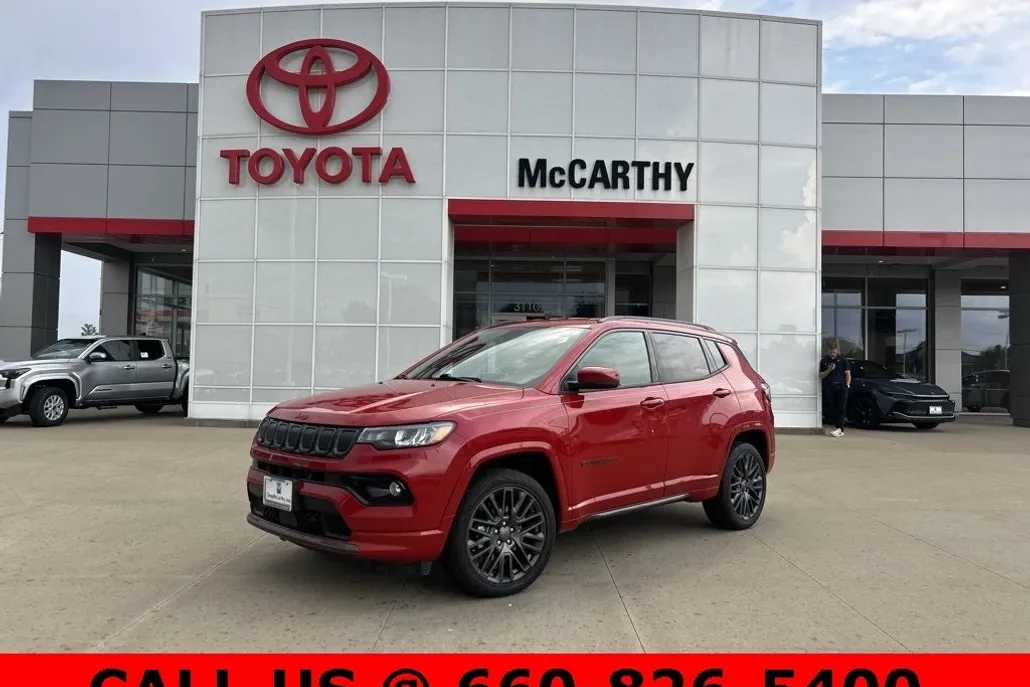 2022 Jeep Compass Limited photo 1