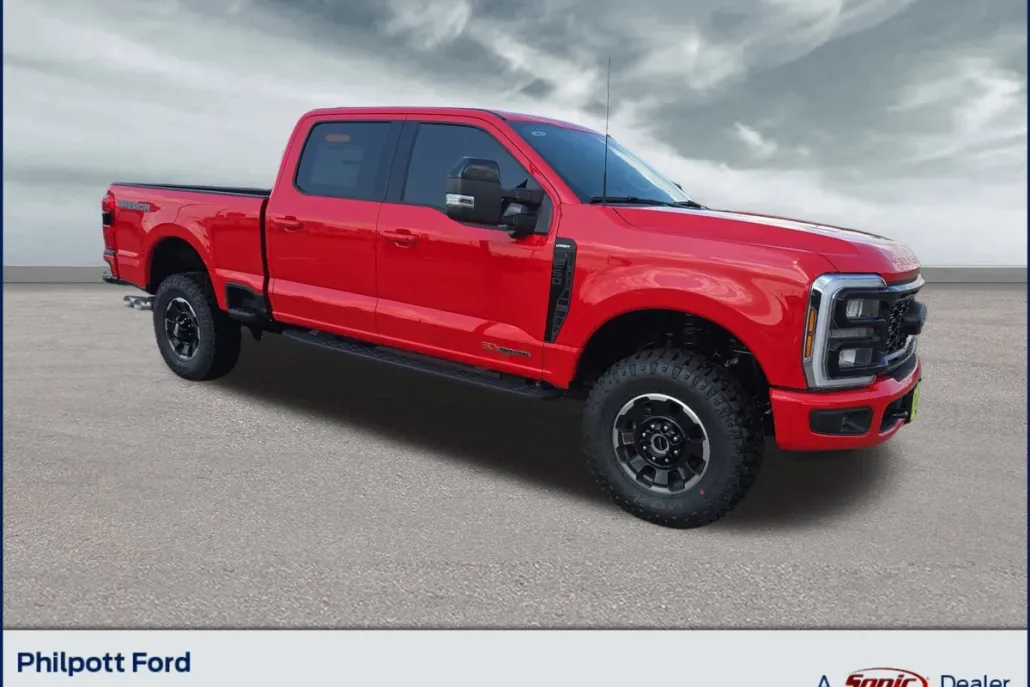 2025 Ford F-250 Lariat photo 1