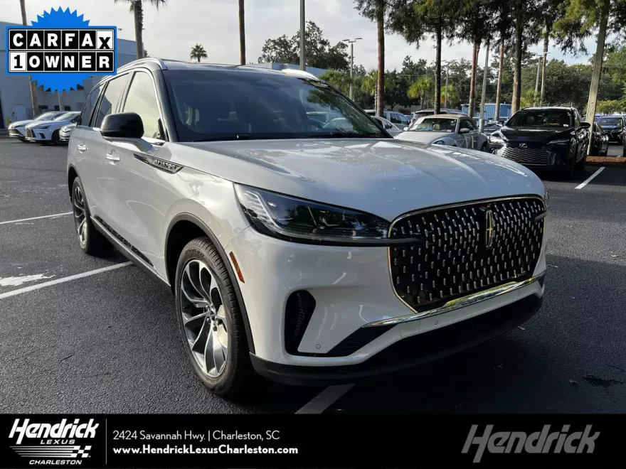 2025 Lincoln Aviator Reserve photo 1