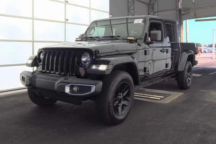 2022 Jeep Gladiator Sport photo 1