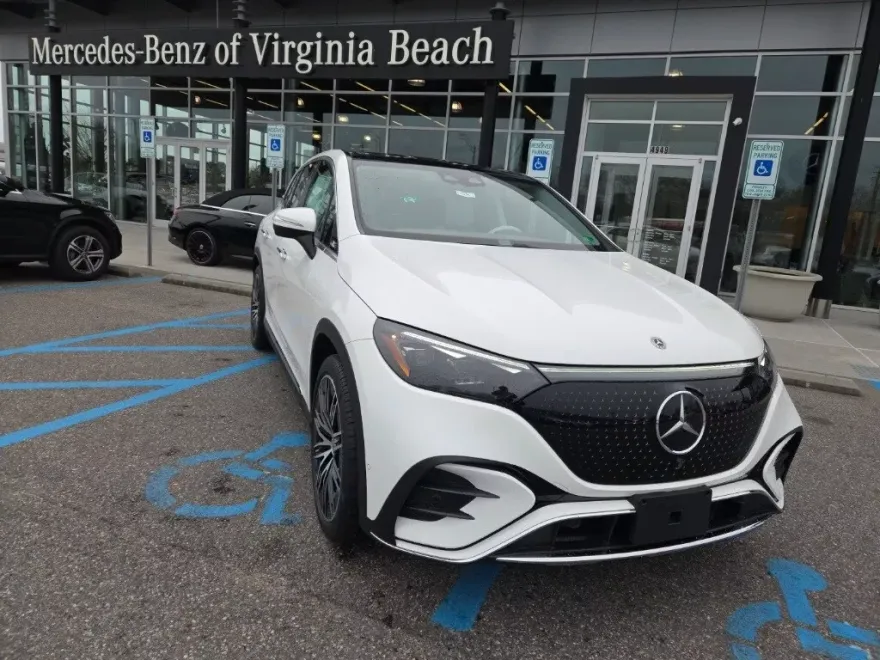 2025 Mercedes Benz EQE-Class SUV photo 1