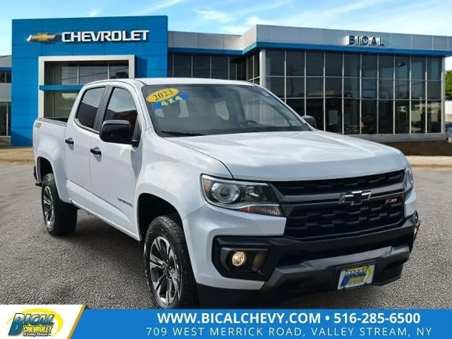 2022 Chevrolet Colorado Z71 photo 1