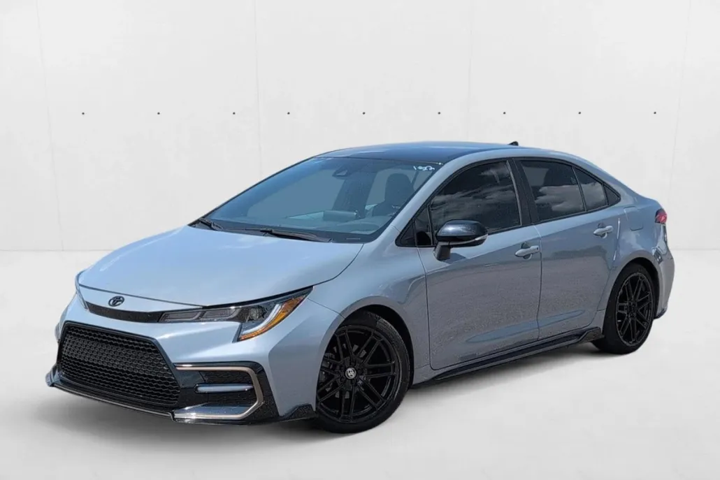 2022 Toyota Corolla SE photo 1