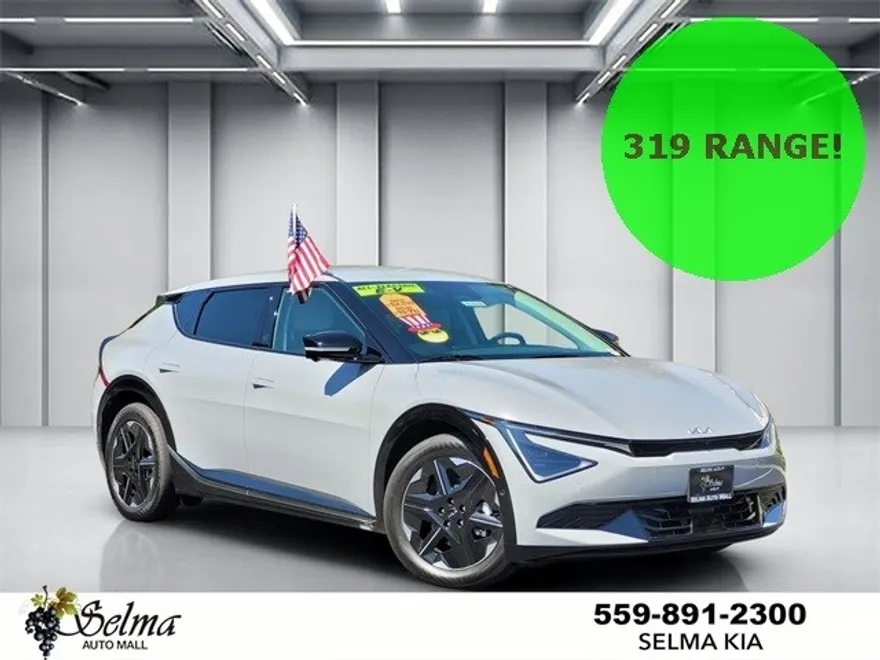 2025 Kia EV6 Wind photo 1