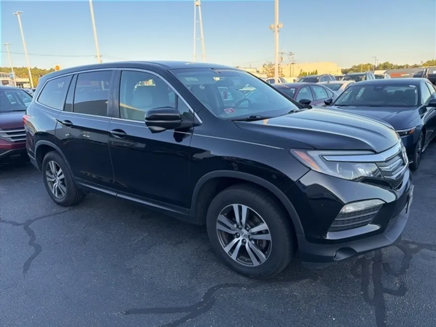 2018 Honda Pilot EX photo 1
