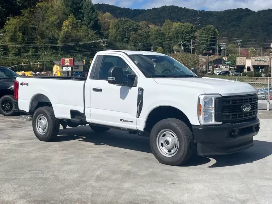 2025 Ford F-250 XL photo 1