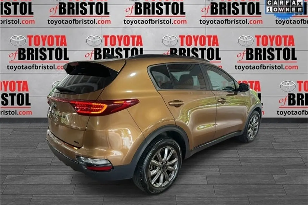 2021 Kia Sportage S photo 1