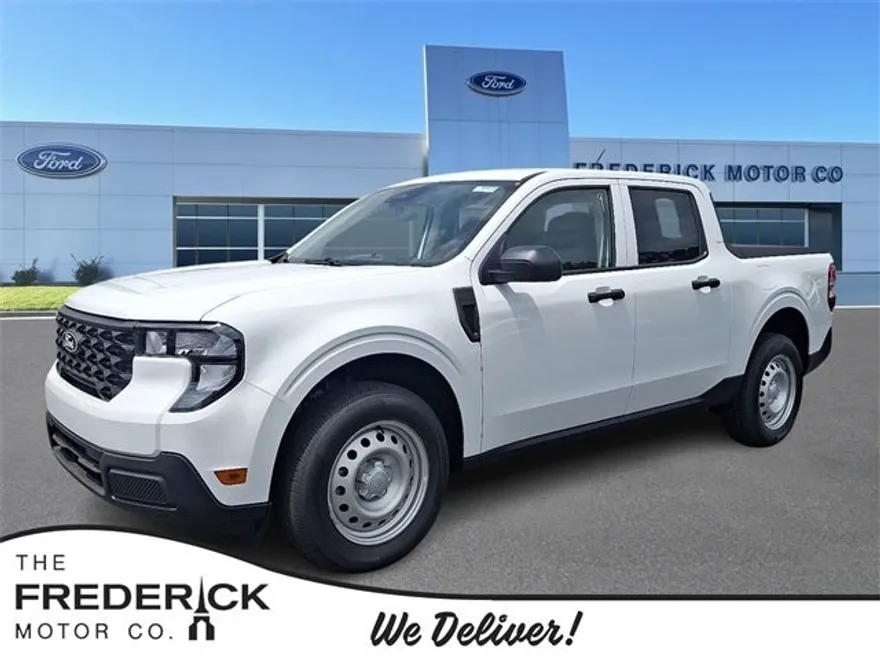 2025 Ford Maverick XL photo 1