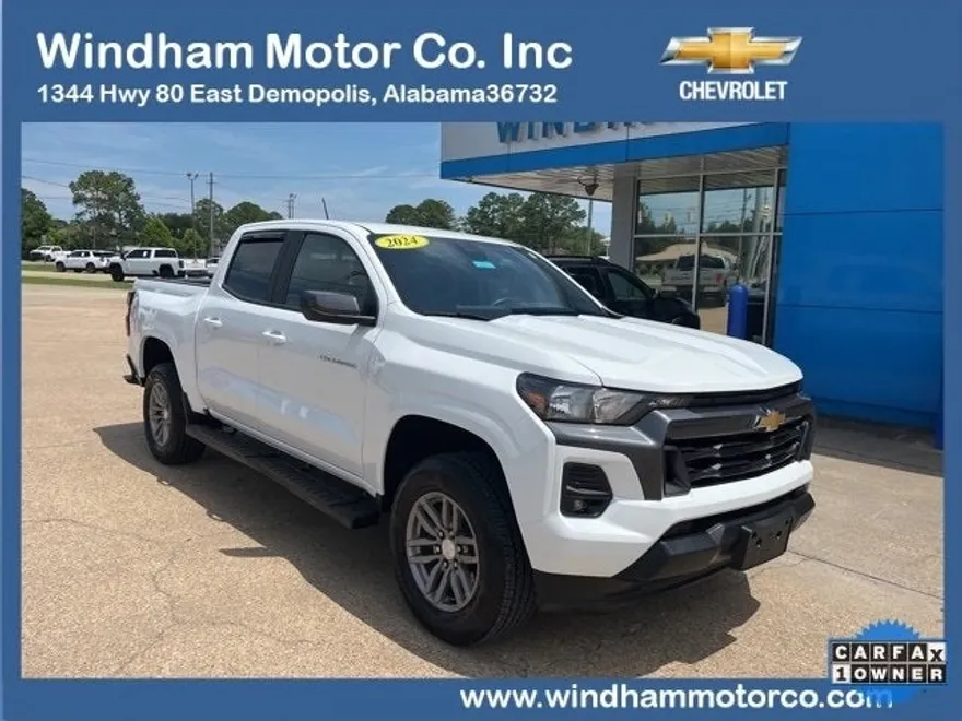 2024 Chevrolet Colorado LT photo 1