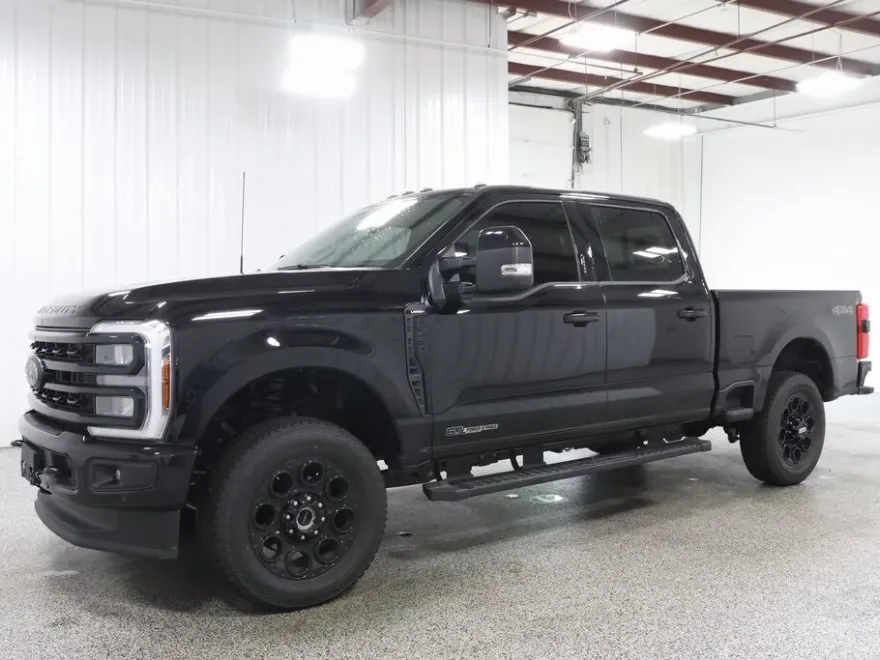 2024 Ford F-250 photo 1