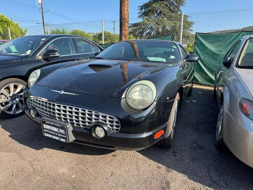 2004 Ford Thunderbird Deluxe photo 1