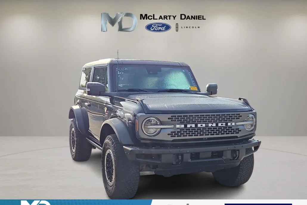 2022 Ford Bronco Badlands photo 1