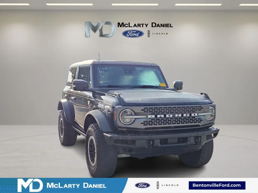 2022 Ford Bronco Badlands photo 1
