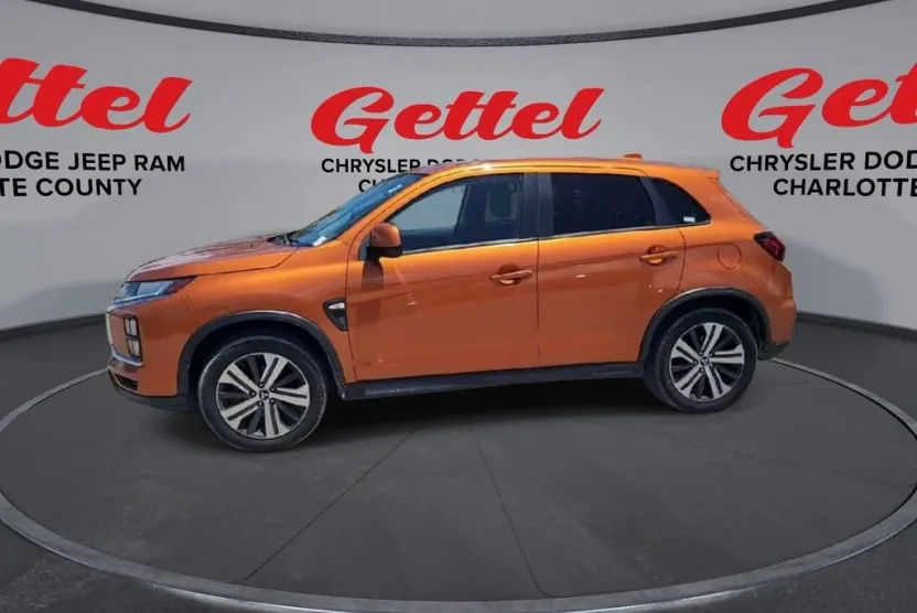 2021 Mitsubishi Outlander Sport ES photo 1