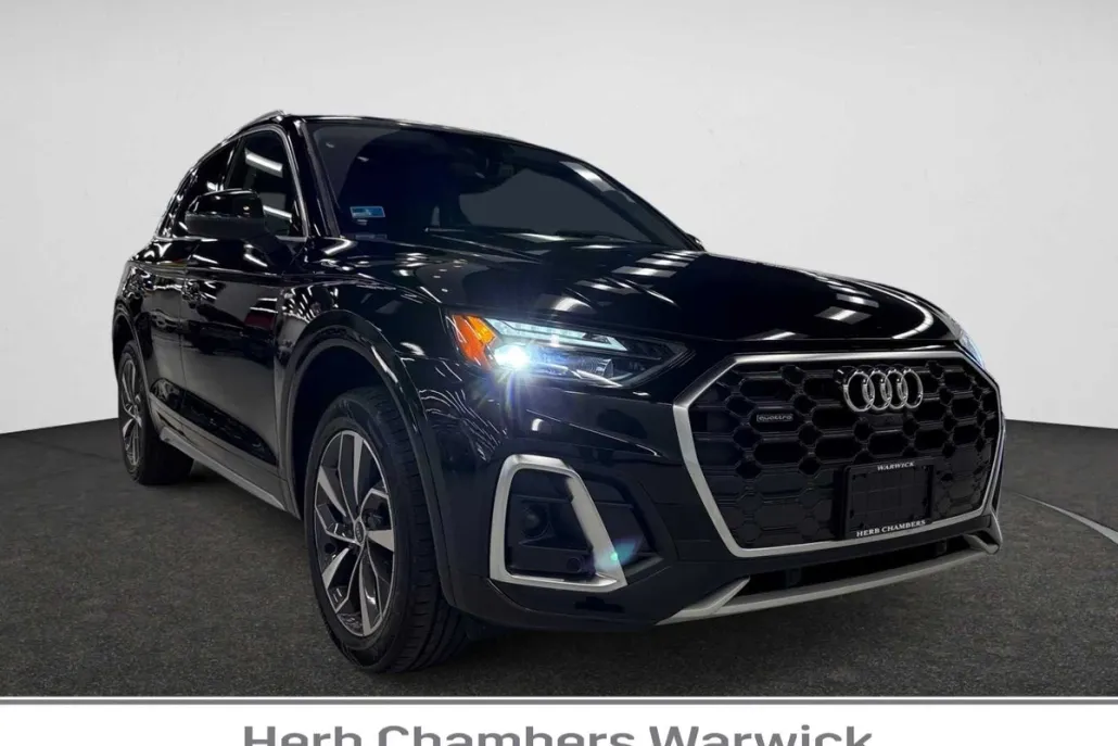 2023 Audi Q5 S line Premium Plus photo 1