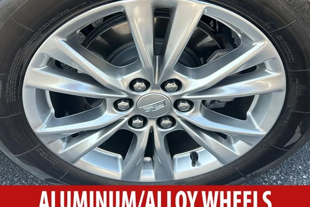 2020 Cadillac XT5 Premium Luxury photo 1