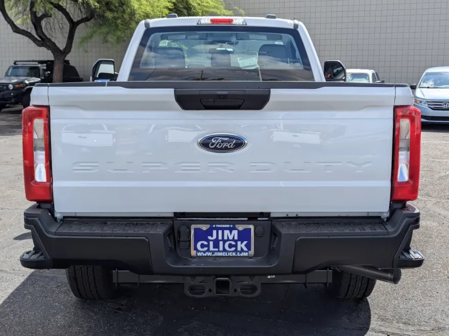 2025 Ford F-350 photo 1