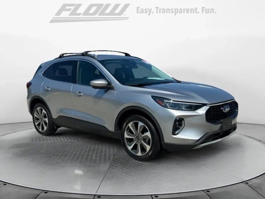 2023 Ford Escape Platinum photo 1