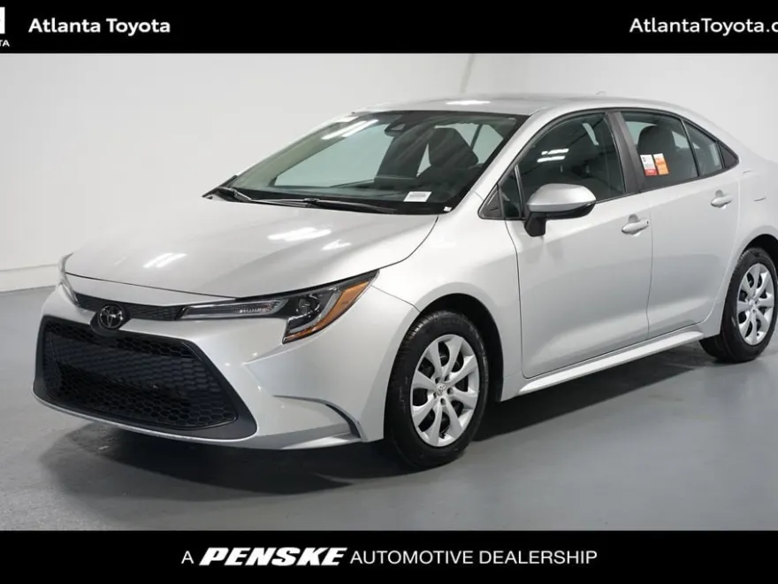 2022 Toyota Corolla LE photo 1