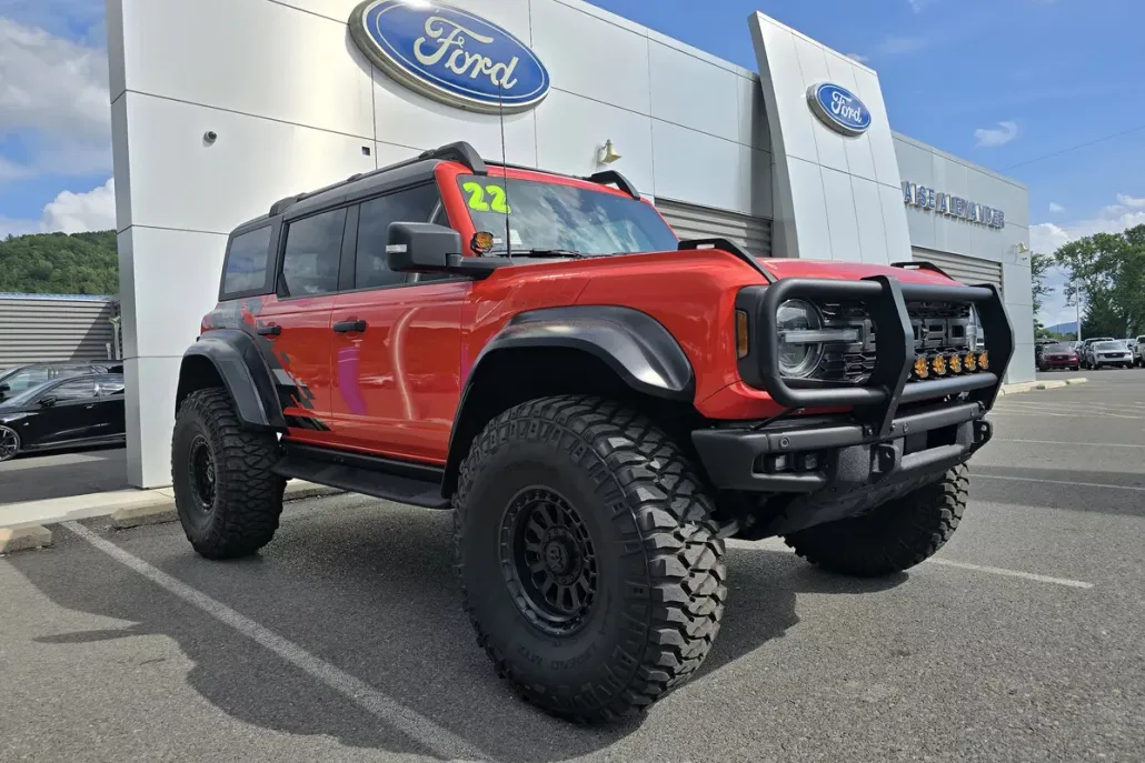 2022 Ford Bronco Raptor photo 1