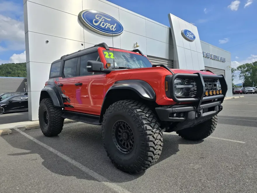 2022 Ford Bronco Raptor photo 1