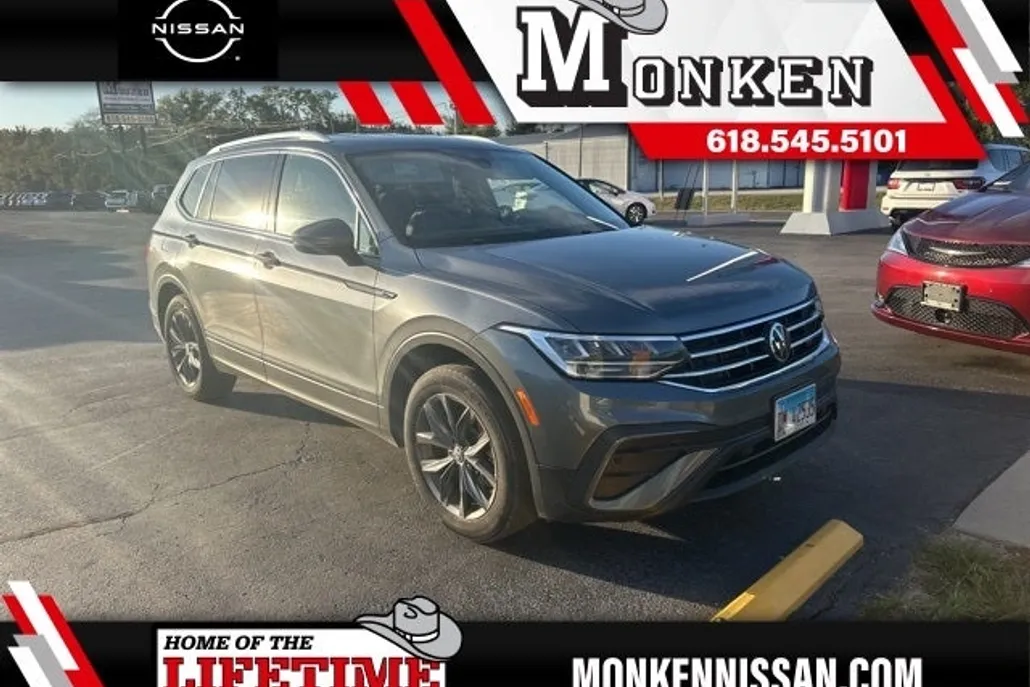 2022 Volkswagen Tiguan SE photo 1