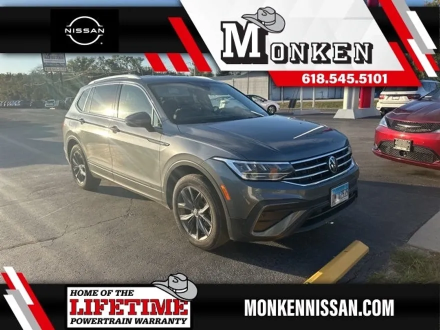2022 Volkswagen Tiguan SE photo 1