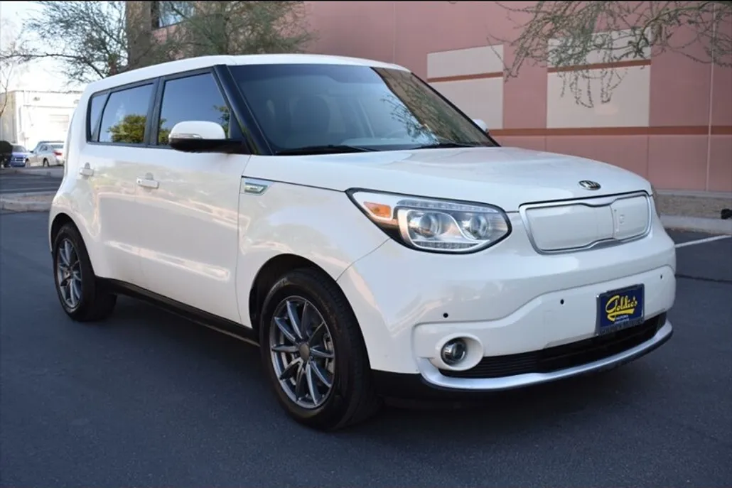 2017 Kia Soul EV photo 1