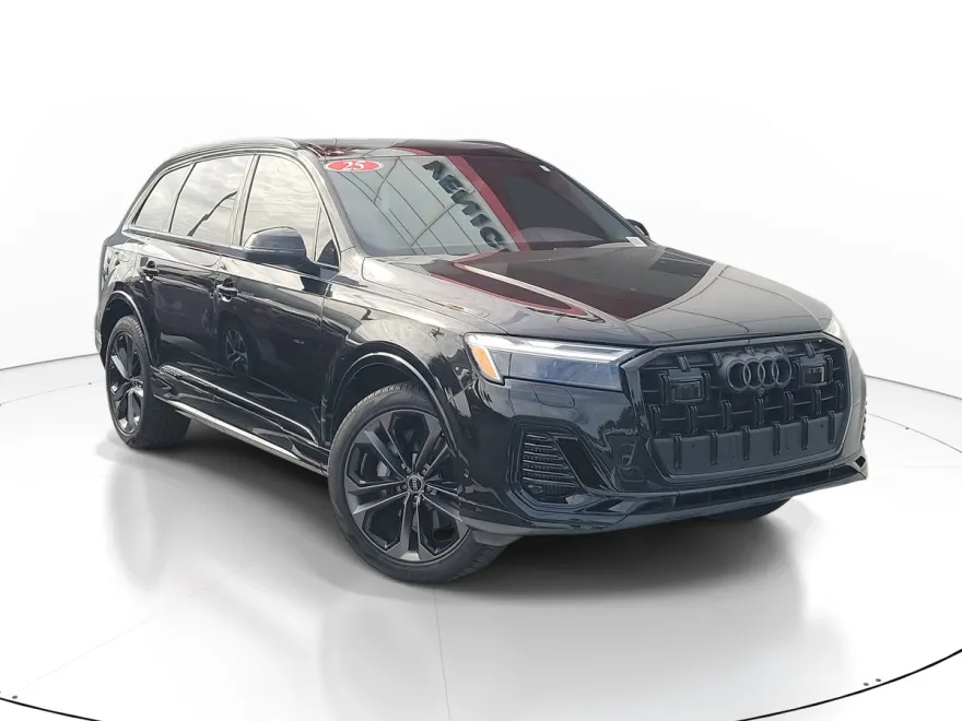 2025 Audi Q7 55 Premium photo 1