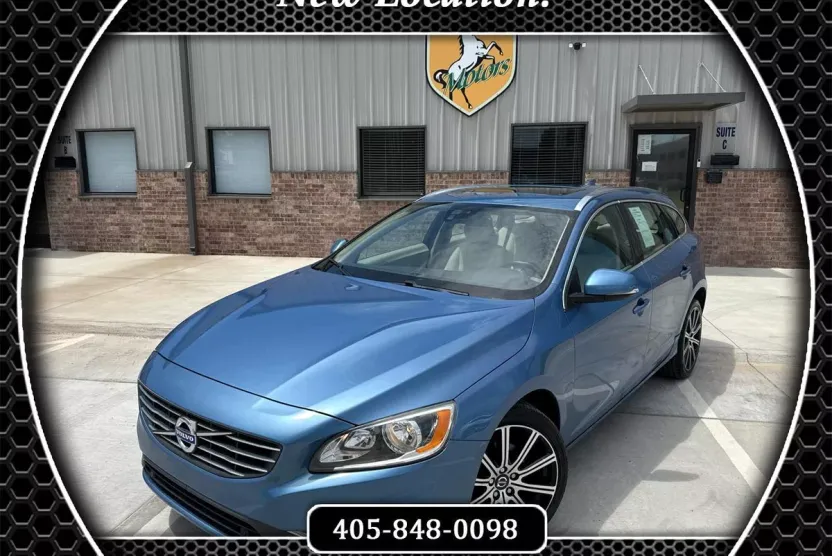 2015 Volvo V60 T5 Drive-E Premier photo 1