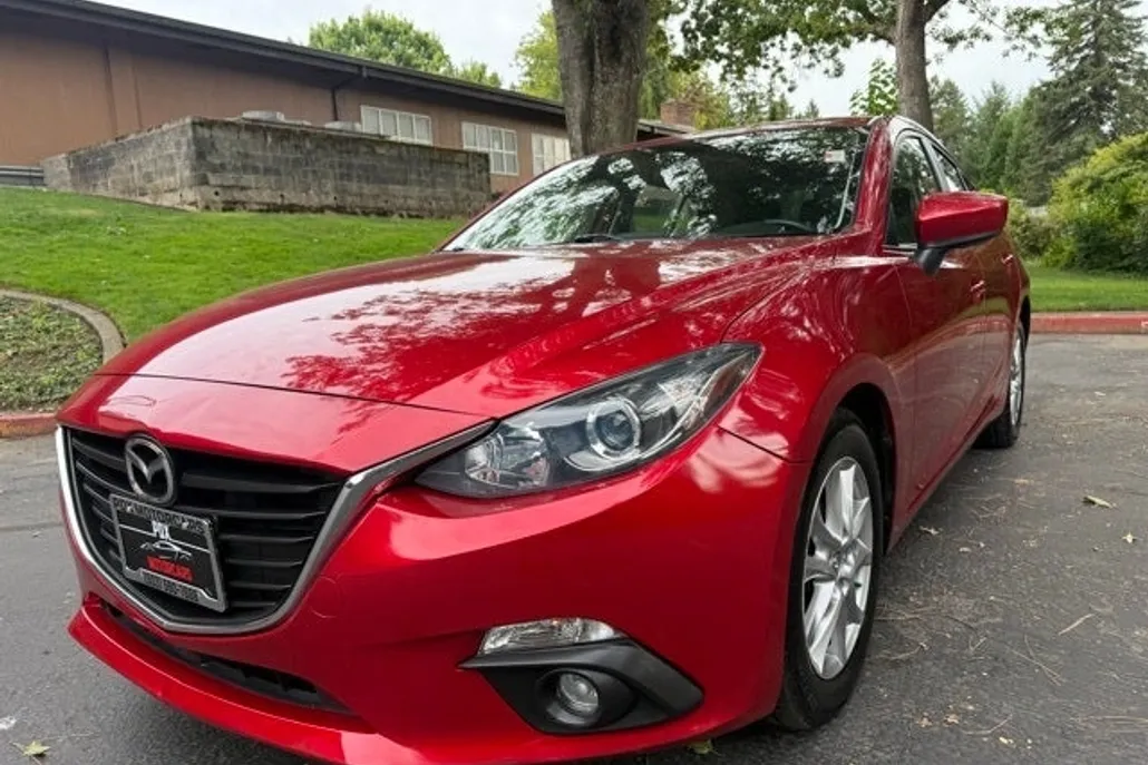2015 Mazda Mazda3 Touring photo 1