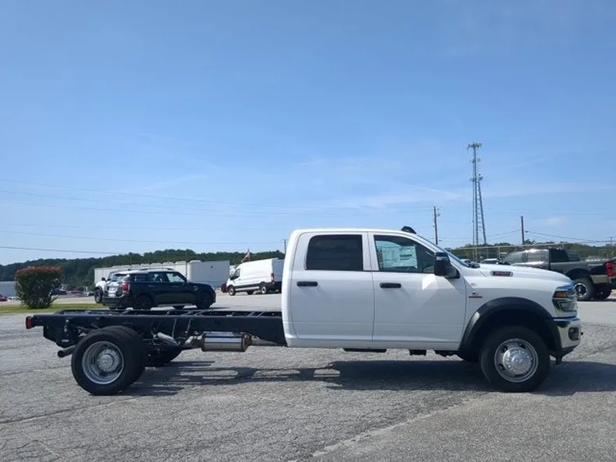 2025 Ram 4500 photo 1