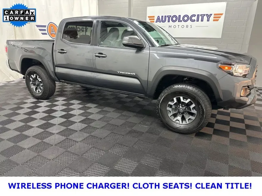 2023 Toyota Tacoma TRD Off-Road photo 1