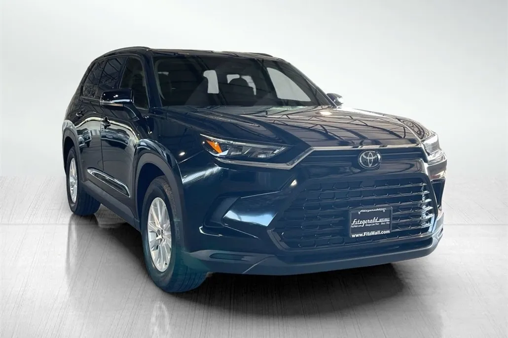 2024 Toyota Grand Highlander Hybrid MAX photo 1