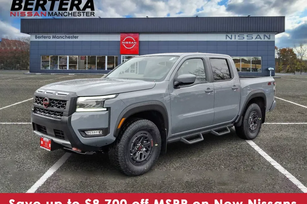 2025 Nissan Frontier PRO-4X photo 1