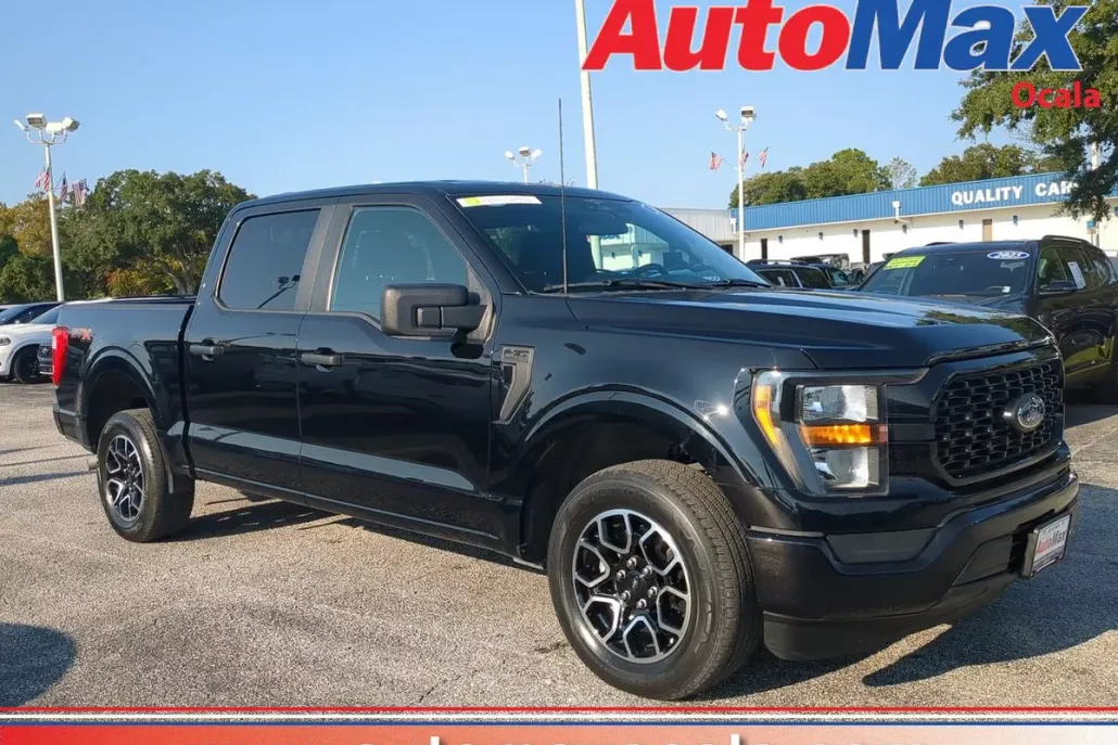 2023 Ford F-150 XL photo 1
