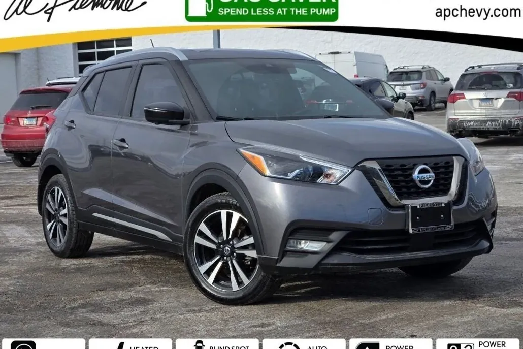 2020 Nissan Kicks SR photo 1
