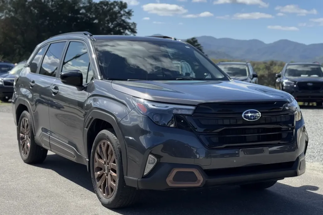 2025 Subaru Forester Sport photo 1