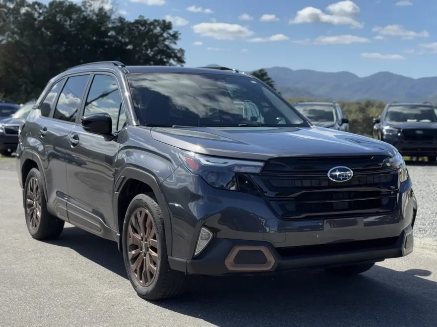 2025 Subaru Forester Sport photo 1