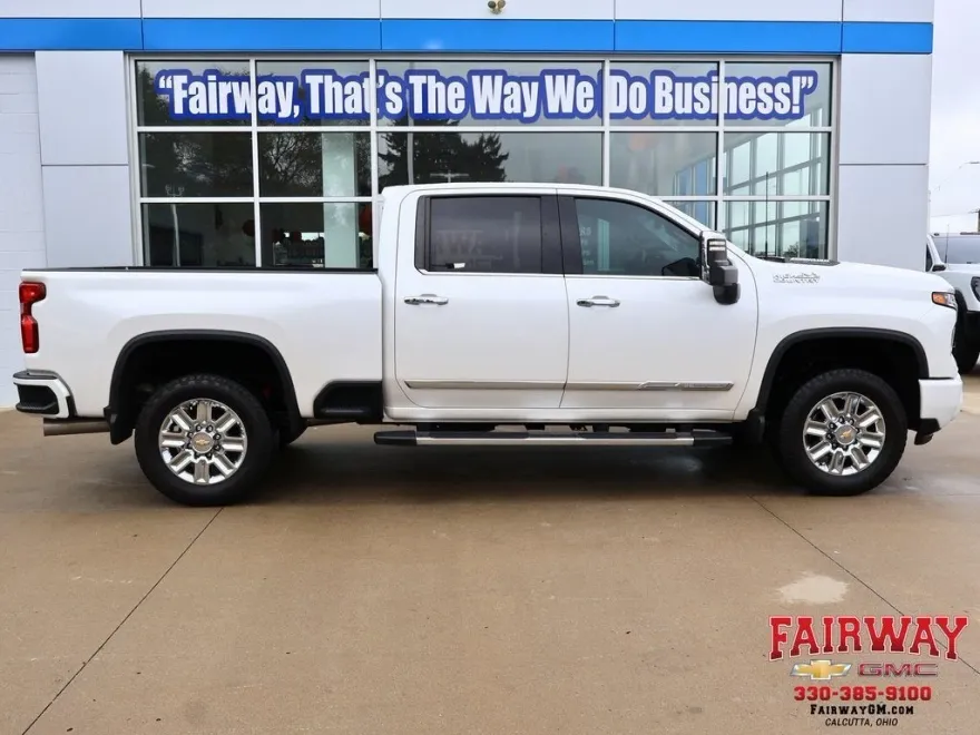 2024 Chevrolet Silverado 2500HD High Country photo 1