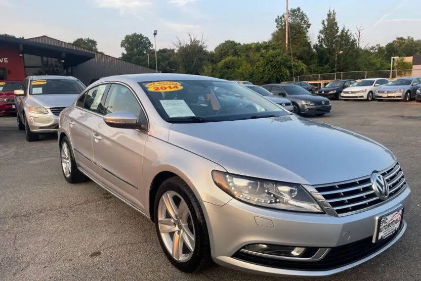 2014 Volkswagen CC Sport photo 1