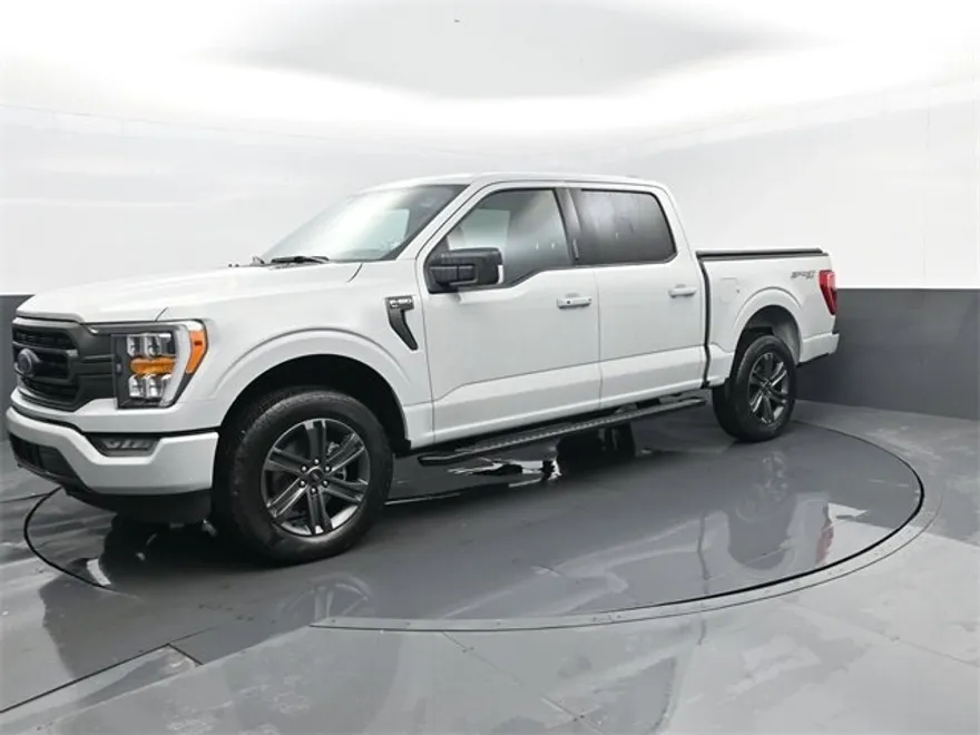 2023 Ford F-150 XLT photo 1